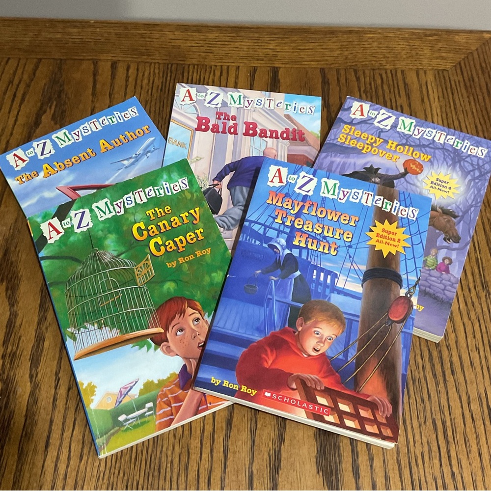 5 Scholastic A-Z Mysteries Colorful Books set
